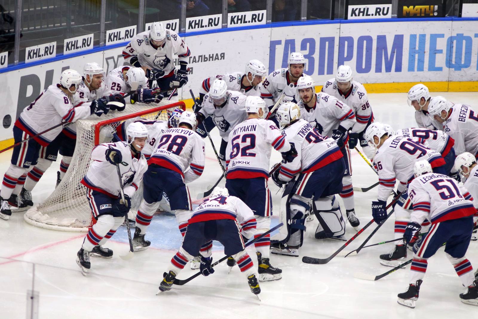 «Нефтехимик» выиграл у «Металлурга» в КХЛ