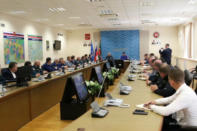 В Казани обсудили вопросы строительства и дальнейшего использования современного учебно-тренировочного комплекса для пожарных и спасателей