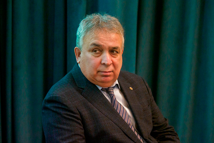 Как стало известно «БИЗНЕС Online», бывший директор Института международных отношений КФУ Рамиль Хайрутдинов погасил ущерб по своему уголовному делу