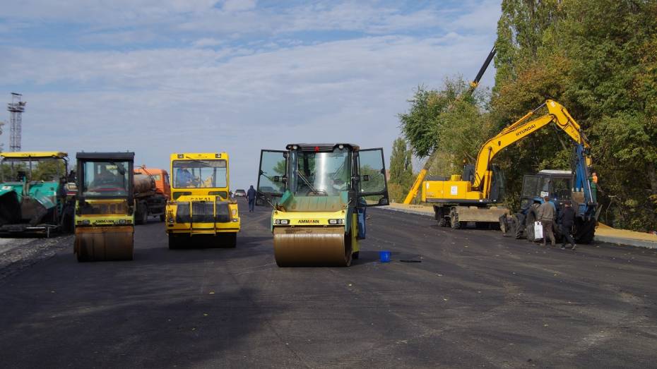 В Воронежской области отремонтируют дороги в 24 районах