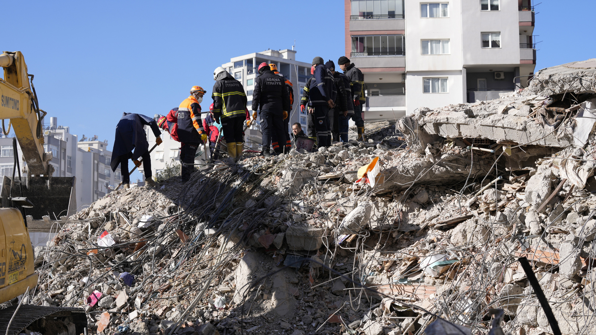 Мужчина выжил после ковида, взрыва и землетрясений в Турции