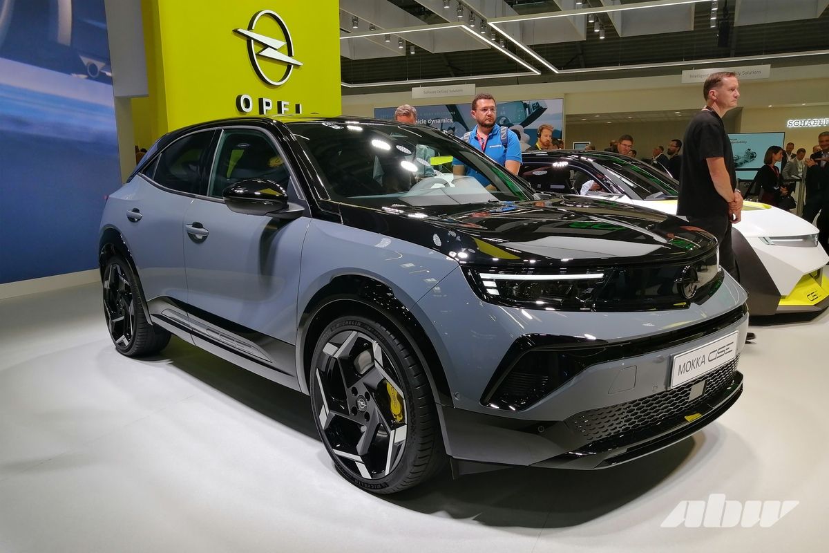 Стильная «зажигалка»: в Мюнхене дебютировала Opel Corsa GSE