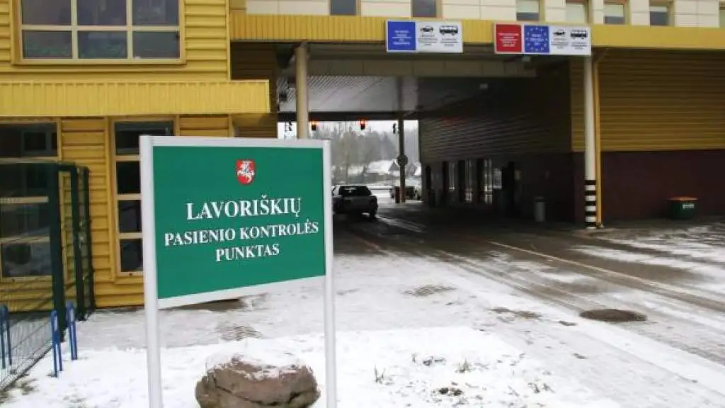 Жители Литвы стали реже ездить в Белоруссию после закрытия еще двух КПП