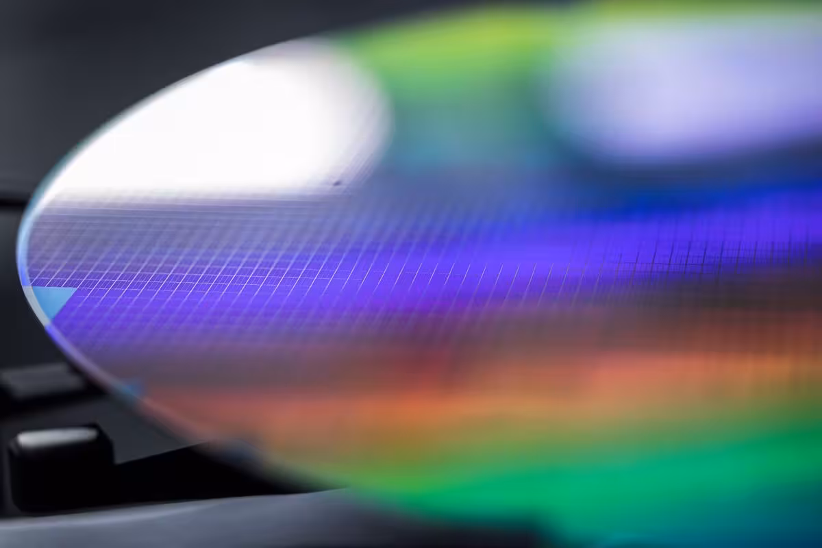 США решили не требовать доли в TSMC и Micron, но продолжат переговоры с Intel