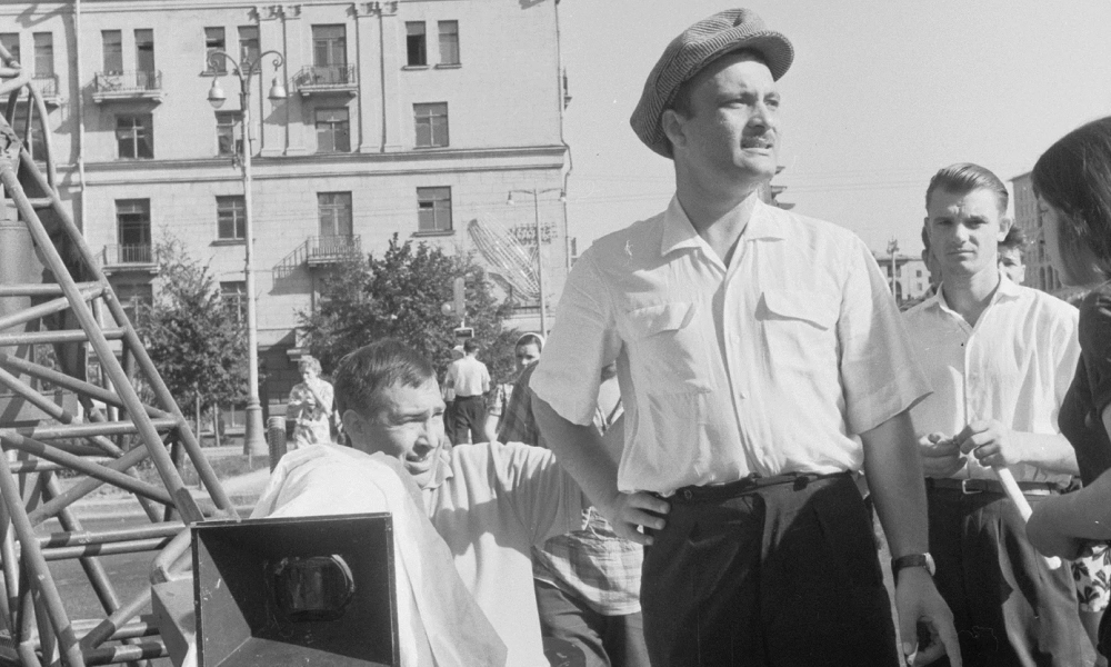 «Я шагаю по Москве»