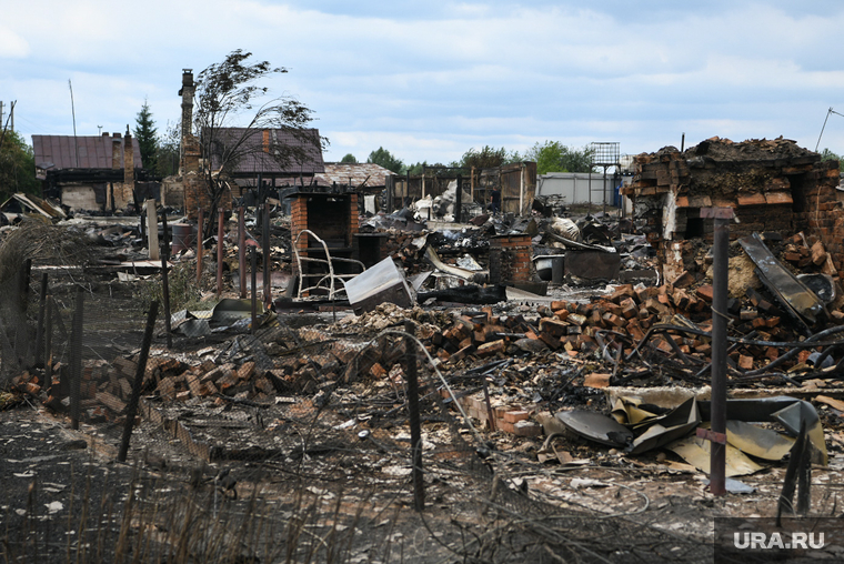 Последствия пожара в селе Шайдуриха. Свердловская область