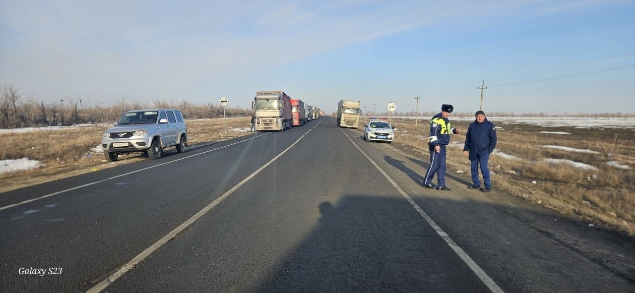 Еще одно ДТП произошло в Оренбургской области на участке стоянки грузовиков 