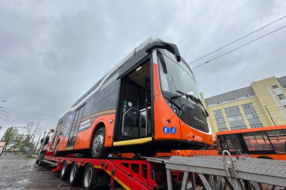 Троллейбус Синара с автономным ходом доставили в Нижний Новгород