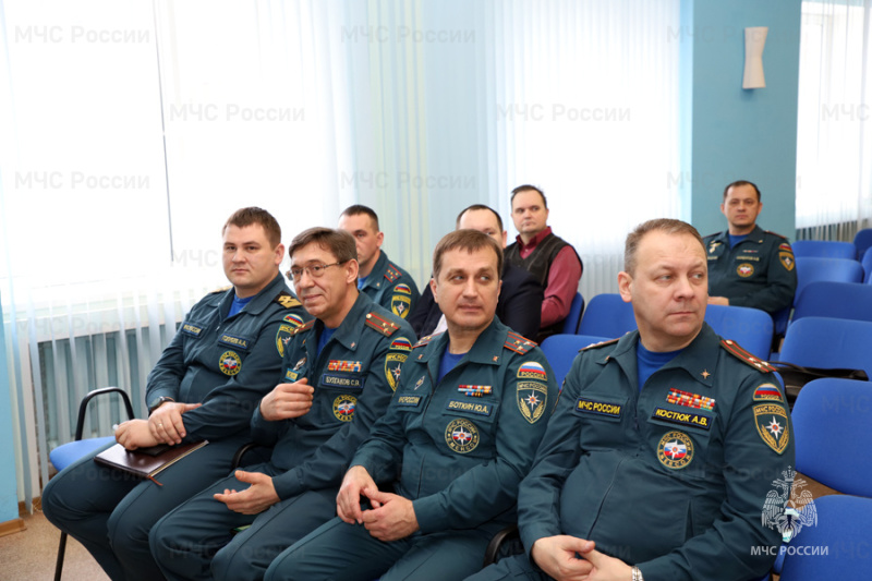 В День Спасателя лучшие получили награды