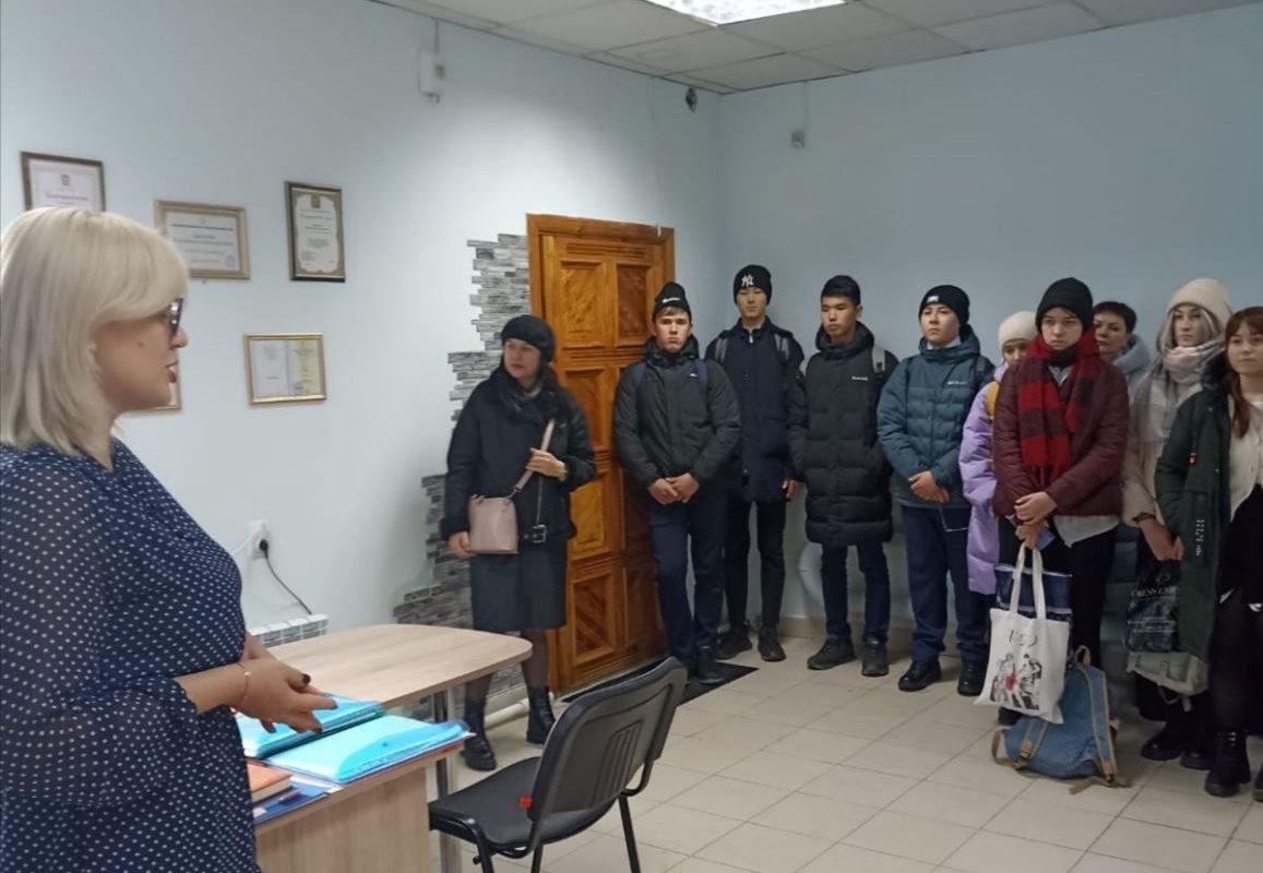 Первомайский найти работу. Отзыв работодателя о центре занятости населения. Школа безработного центр занятости. Первомайский найти работу. Требуется на работу.