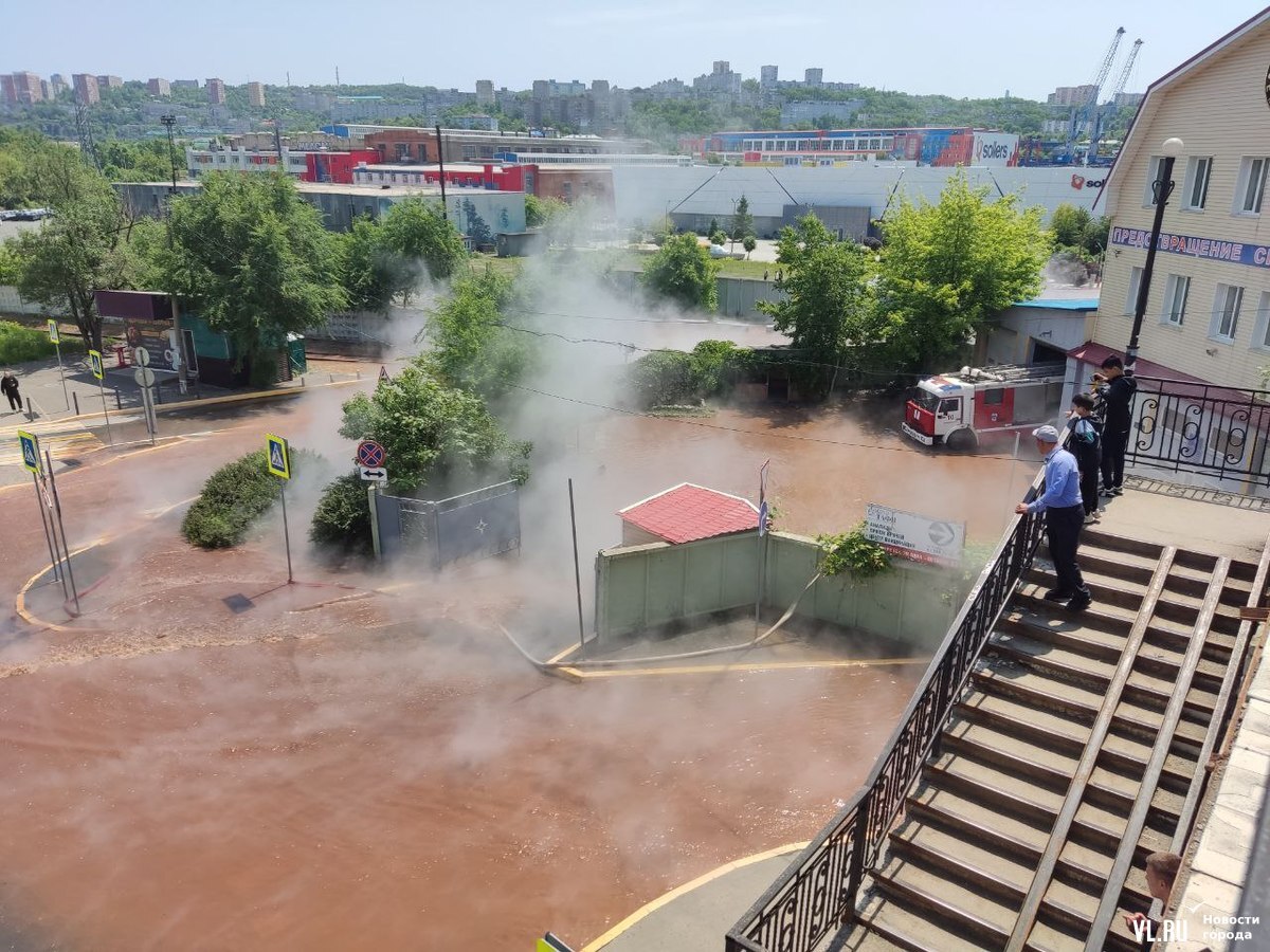 владивосток площадь луговая