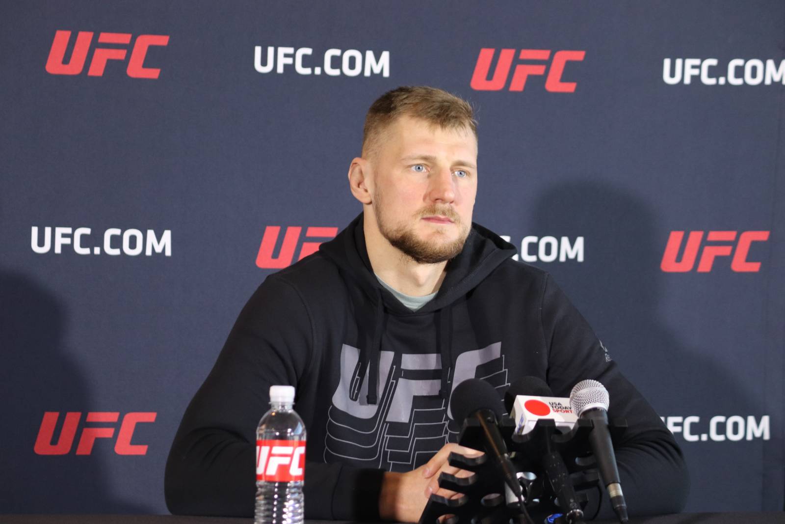 Волков хочет, чтобы в UFC дали ему титульный бой