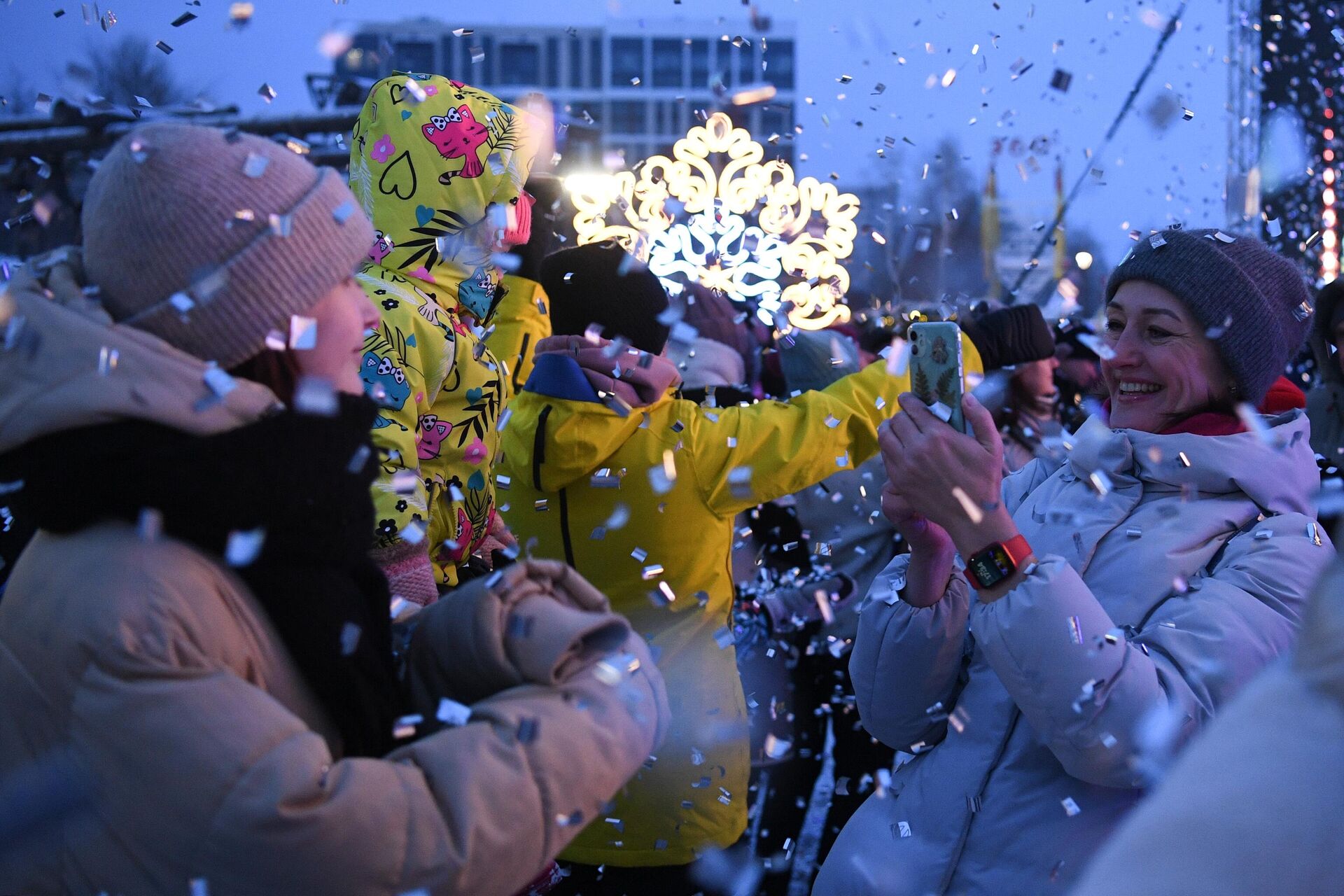 хиты зимы 2023 2024