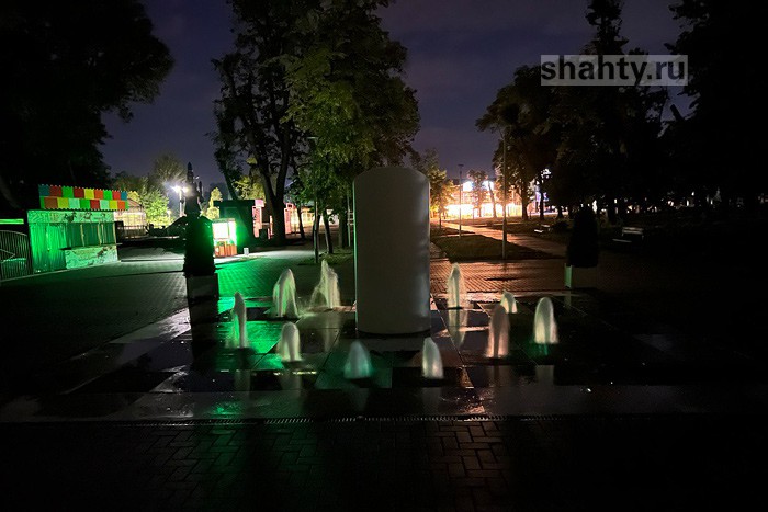 Шмэс город шахты. Донэнерго красный сулин. Аварийный столб лэп. Город шахты море. Шмэс город шахты.