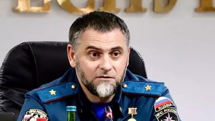 В Кремле объяснили, кто может дать комментарий о задержании на КПП чеченского генерала Цакаева