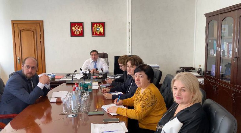  Рустам Калибатовя принял участие в заседании Оперативного штаба Министерства здравоохранения РФ