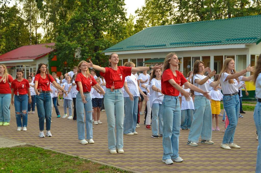 В Курской области 25 апреля стартует прием заявлений на летний отдых детей