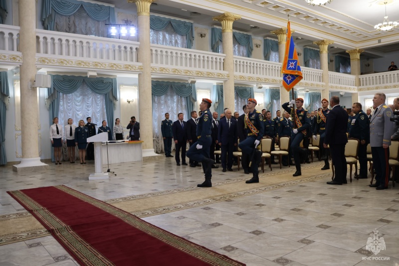 Прощание со Знаменем