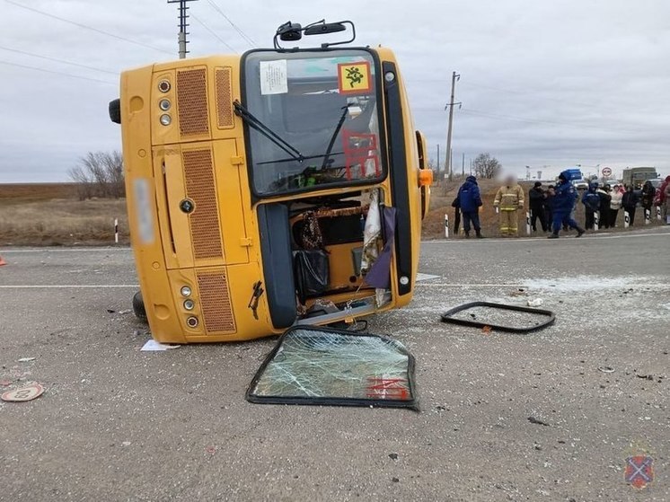 Стало известно об 11 пострадавших в ДТП со школьным автобусом