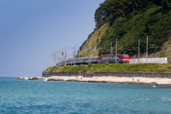 Рейсы поезда «К виноградникам у моря» запланированы также в августе и сентябре | Пассажиры