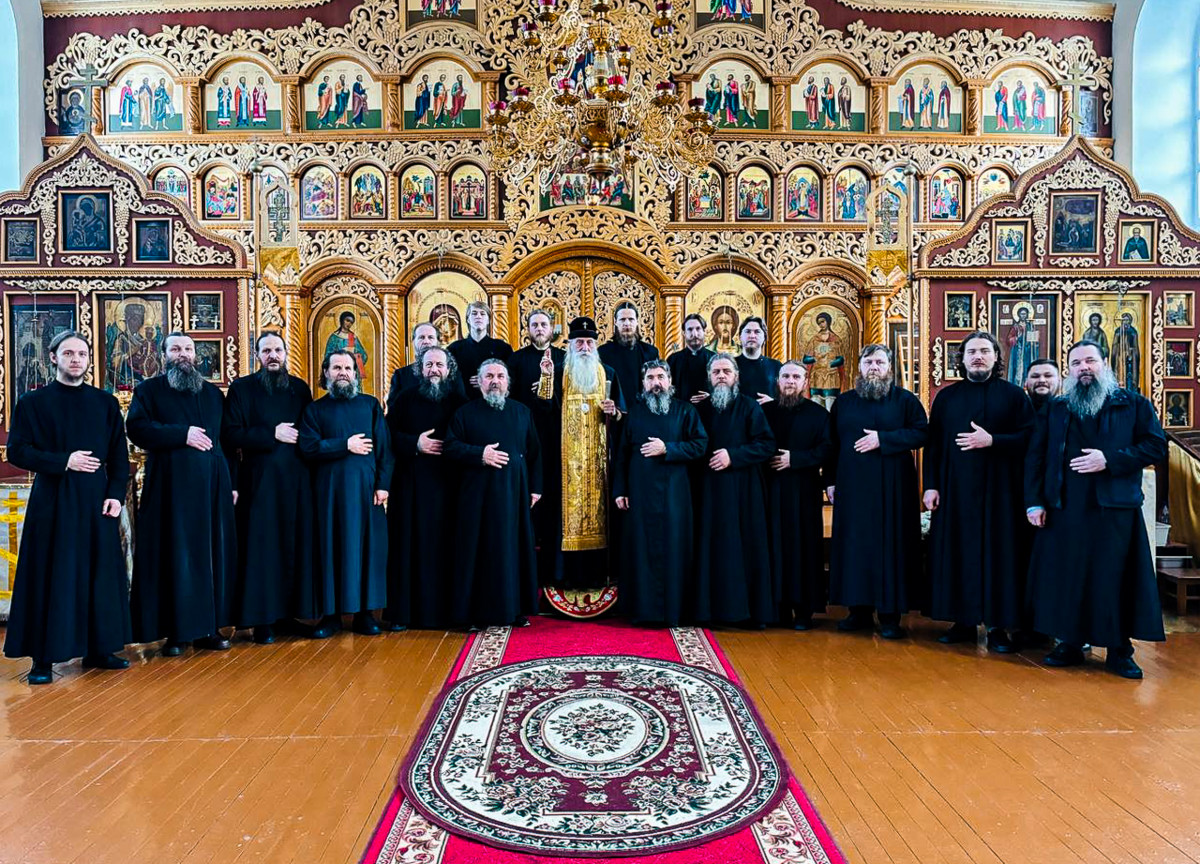 Уральское священство собралось на совещание