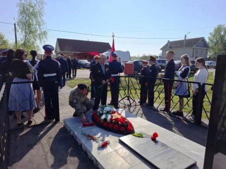 На месте подвига лётчика Владимира Годыны прошёл торжественный митинг в преддверии Дня Победы