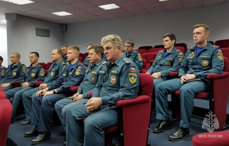 Руководство Главного управления МЧС России по ЯНАО с рабочим визитом посетило город Ноябрьск