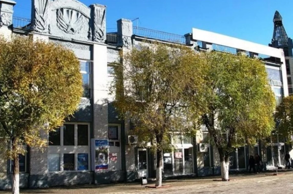 30 000 рублей заплатит Дом офицеров за нарушение требований по охране ОКН