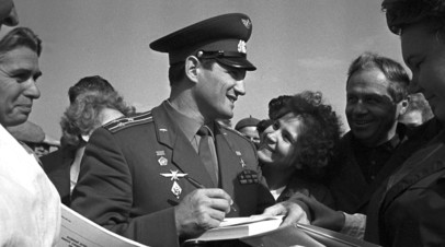 Лётчик-космонавт Борис Волынов