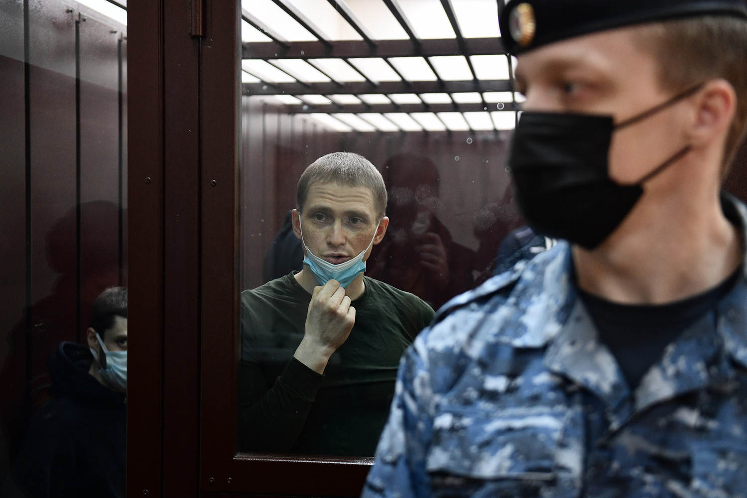 группировки хакеров. российская группировка хакеров. хакеры приговор. анонимусы хакеры группа. банда хакеров.