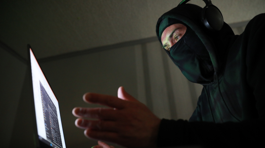 Зачем мошенники делают ИИ копии умерших людей