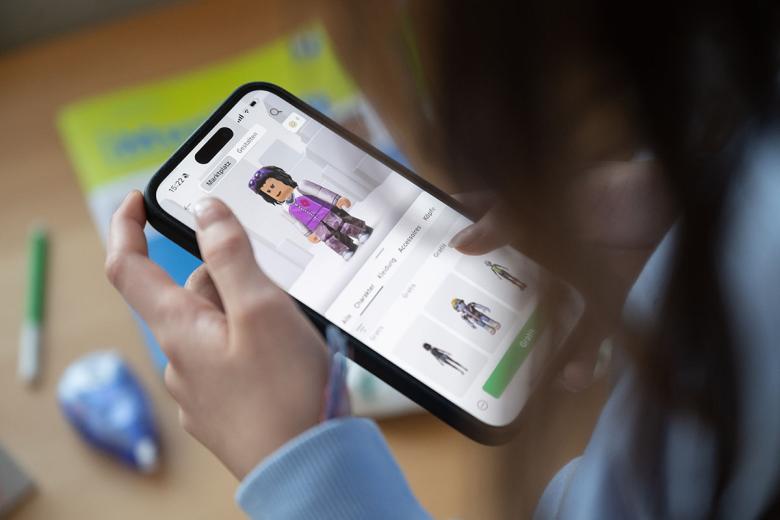 Педофилы, мошенники, террористы: чем опасен Roblox, как защитить детей?