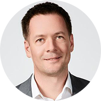 Отставки и назначения