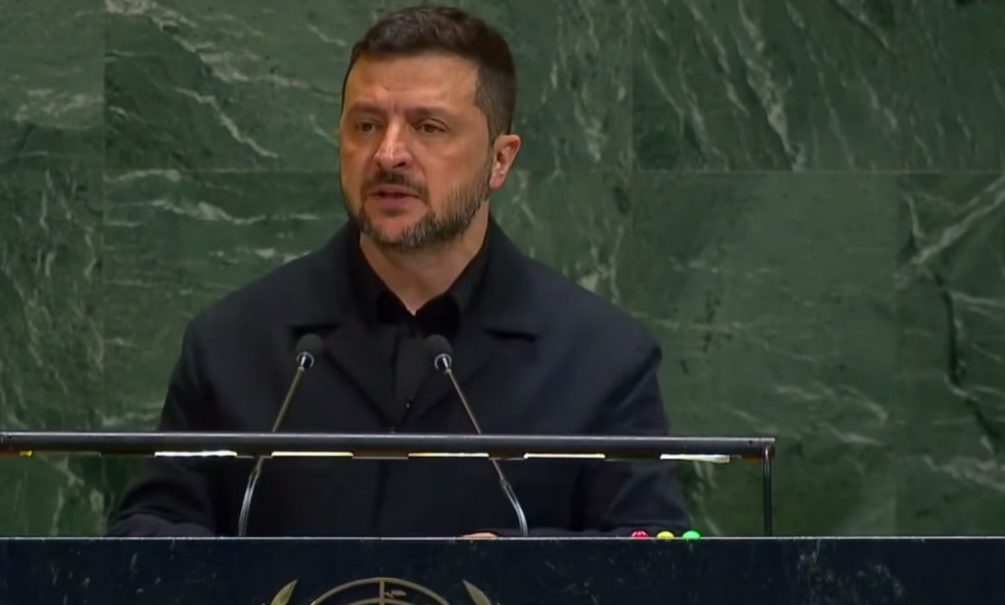 Зеленский, окрыленный поддержкой Трампа, заявил о «миролюбии» в момент удара ВСУ по Новороссийску 