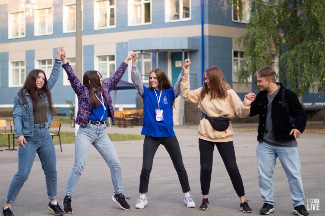 Студенты 2 видео. Фотосессия студентов. Лекция. Студенты 2 видео. Аудитория в вузе.
