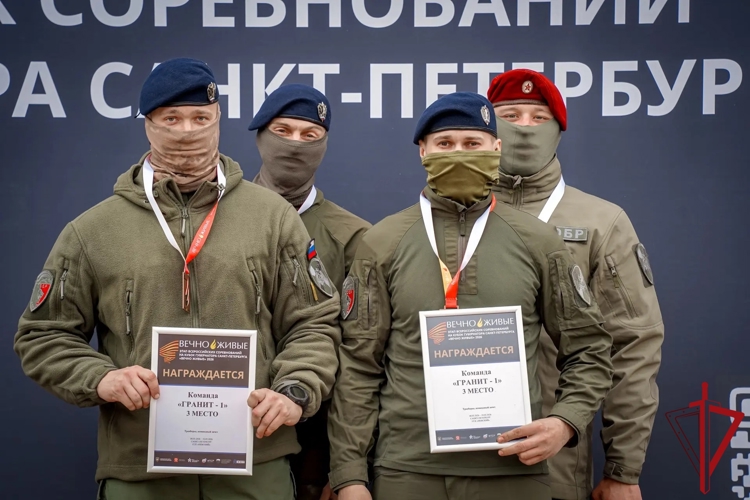 Команда СОБР «Гранит» ГУ Росгвардии заняла 3 место на этапе Всероссийских соревнований на кубок губернатора Санкт-Петербурга «Вечно живые»