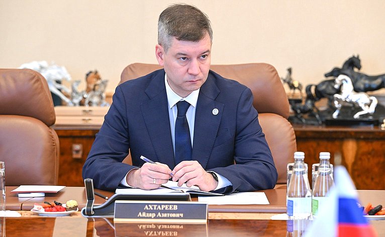 Встреча сенаторов с Раисом Республики Татарстан Рустамом Миннихановым