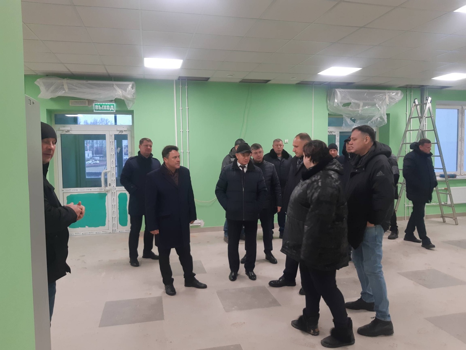 Совещание на площадке строительства школы в селе Чемодановка