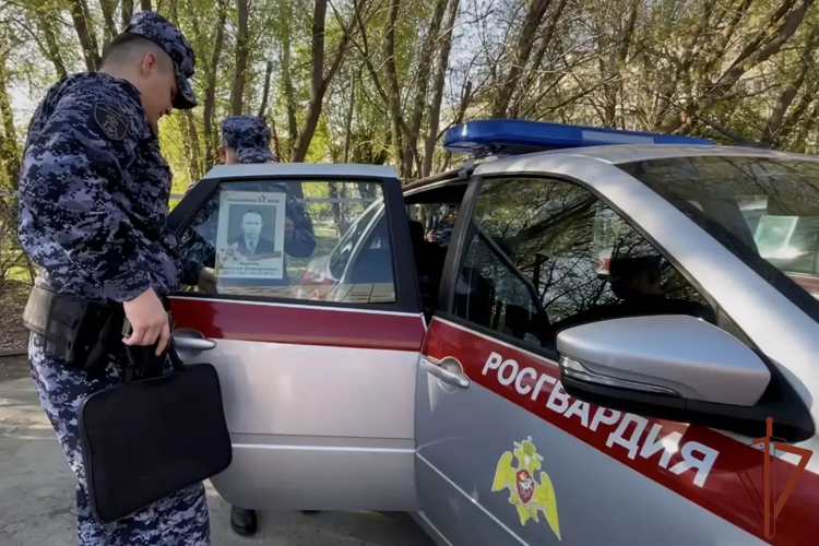 Росгвардейцы присоединились к всероссийской акции «Бессмертный автополк»