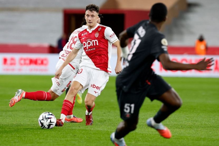 Александр Головин в матче против ПСЖ