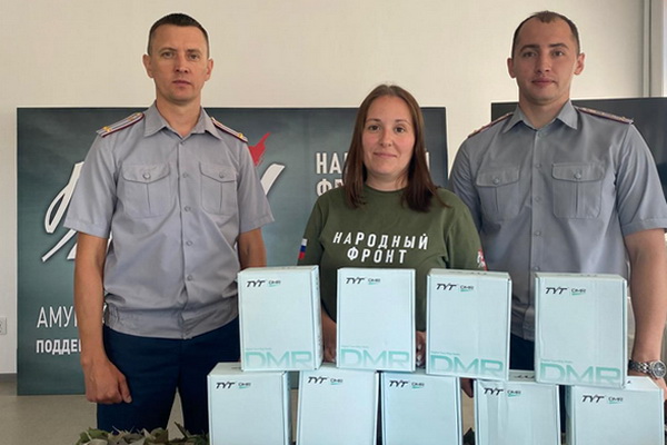 Сотрудники следственного изолятора № 1 передали партию радиостанций для участников СВО в рамках акции «Всё для Победы!»