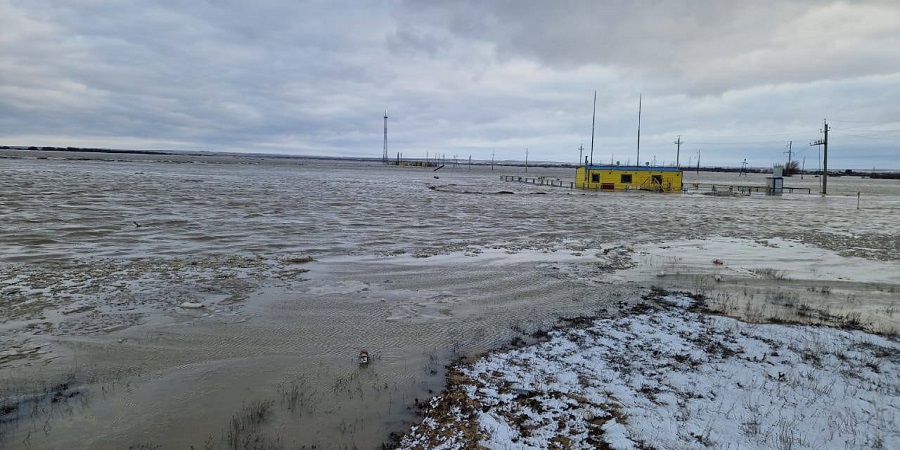 В Казахстане приостановили подачу газа в нескольких населенных пунктах из-за паводков 