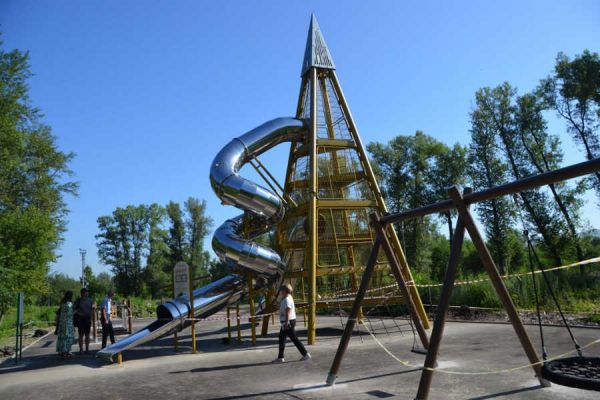 К Дню города в Абакане откроют для детей четырёхстороннюю пирамиду с разноуровневыми площадками
