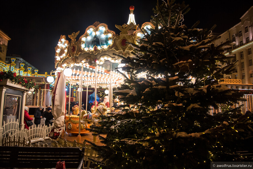 Новогодняя снежная Москва