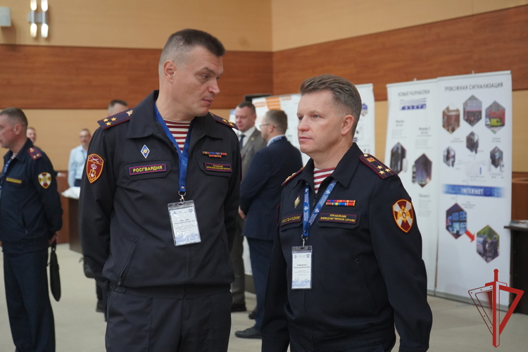 Во Владивостоке состоялось расширенное заседание технического совета вневедомственной охраны Росгвардии (видео)