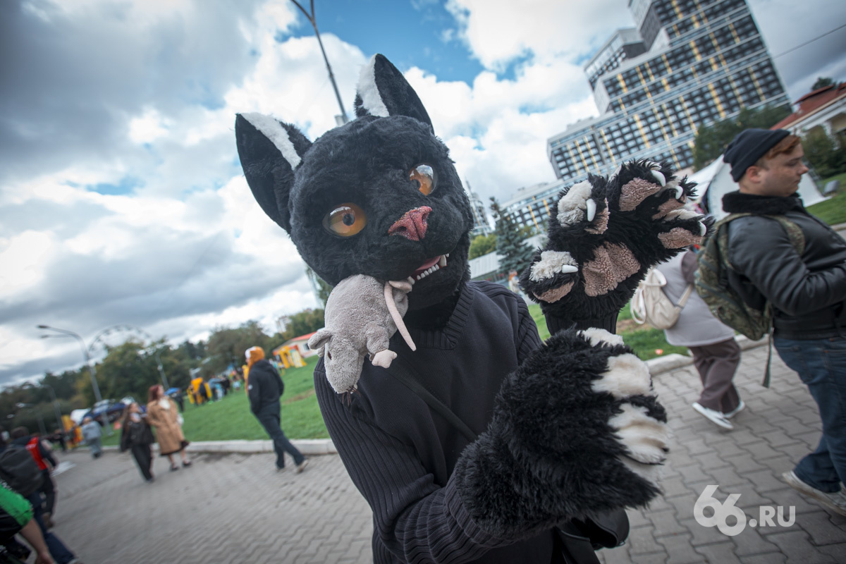 Десятки тысяч героев фильмов и игр собрались в парке Маяковского. Большой фоторепортаж с «Гиккона»