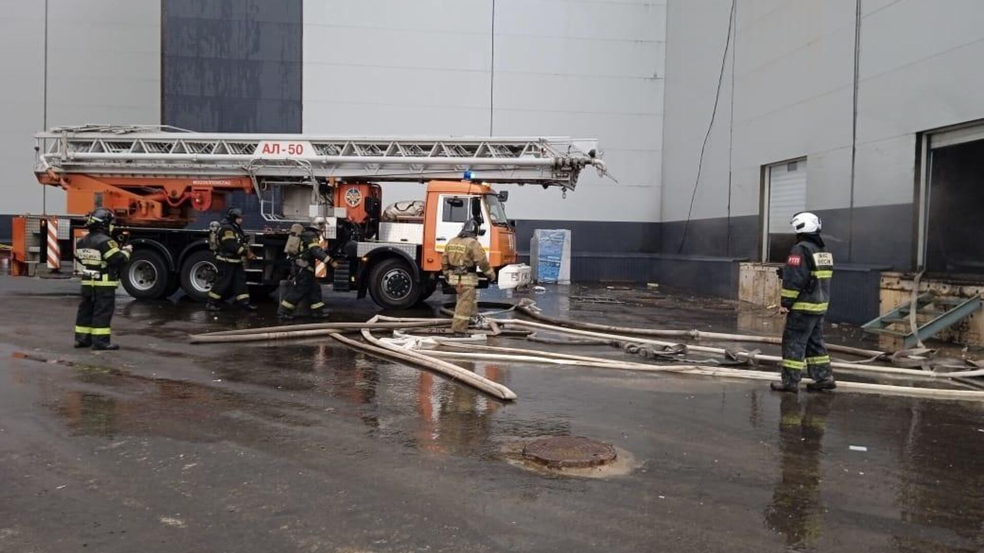 пожар в ногинске вчера вечером. мефферт пожар ногинск. пожар в 4 гимназии электросталь. пожар в ногинске сегодня. пожар в ногинске сейчас.