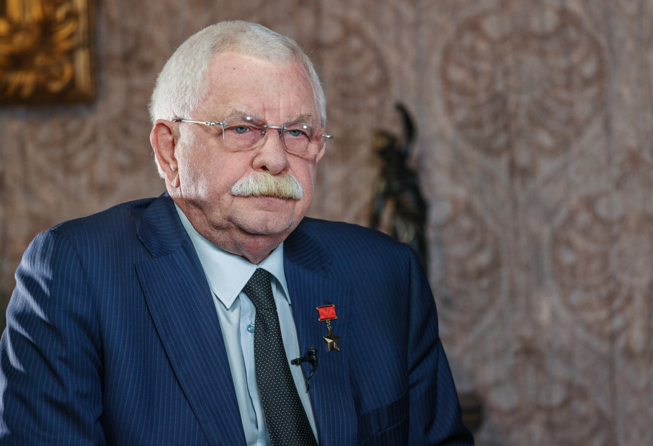 Александр Руцкой