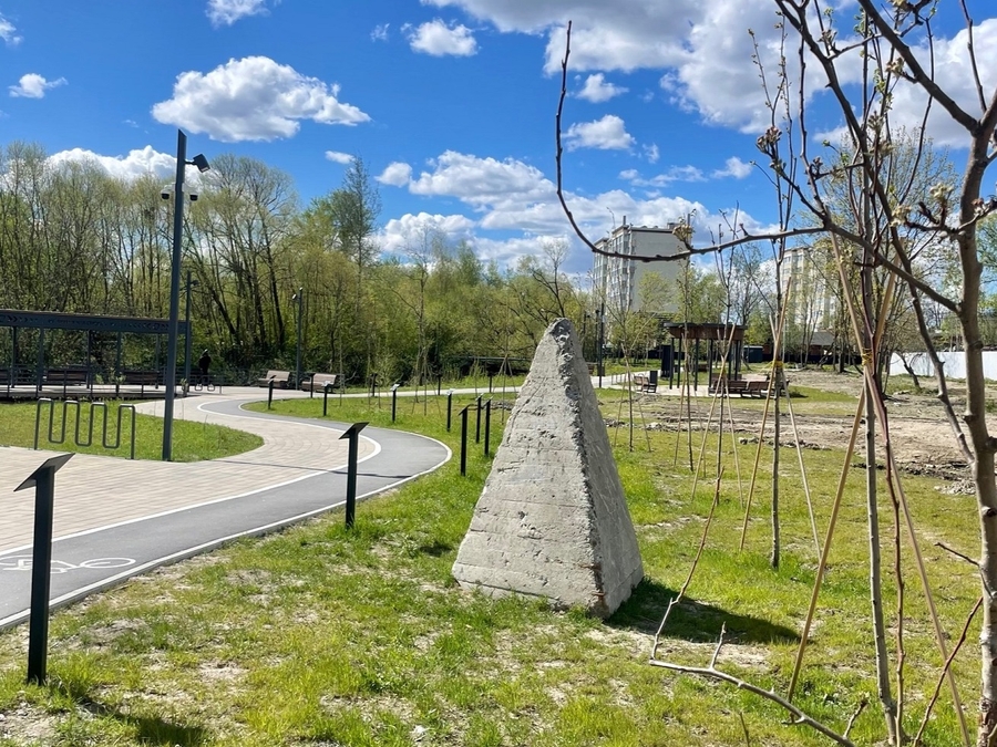 Аллею памяти участникам СВО открыли в Коммунаре