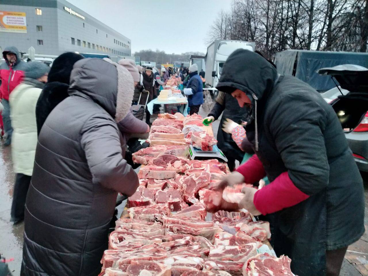 Новости ульяновска сейчас. Сельскохозяйственная ярмарка г Ульяновск 10 12 2022. Осенние продовольственные ярмарки. Ярмарка в Ульяновске 2022 сельскохозяйственная.